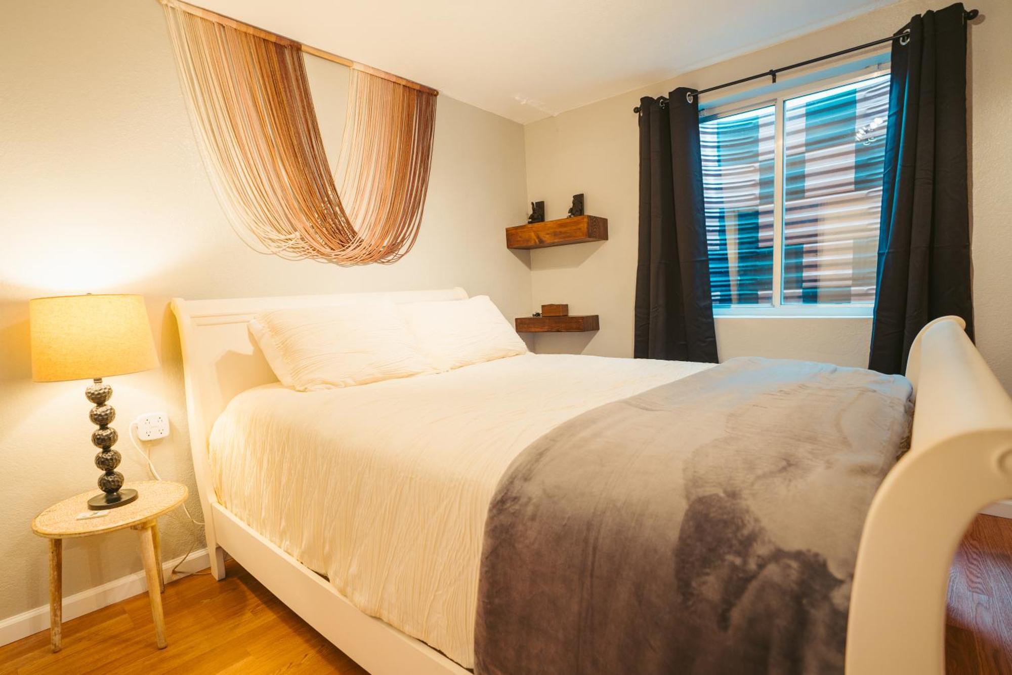 Windsor Retreat Private Basement Suite DEN Buitenkant foto